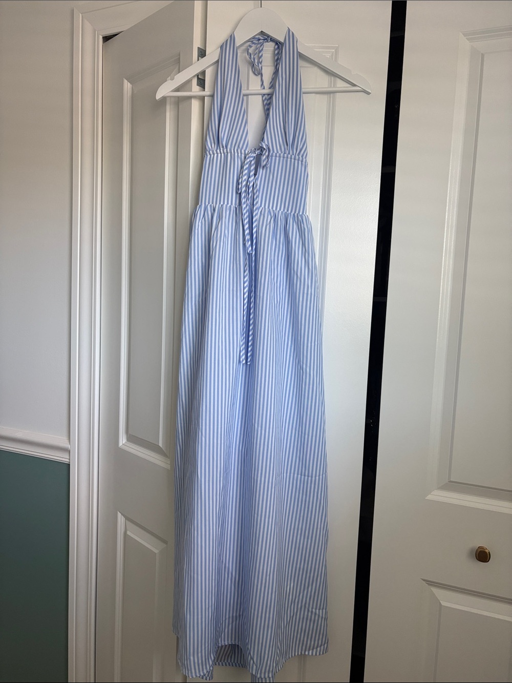 Striped Summer Dress - Picture 6 of 6